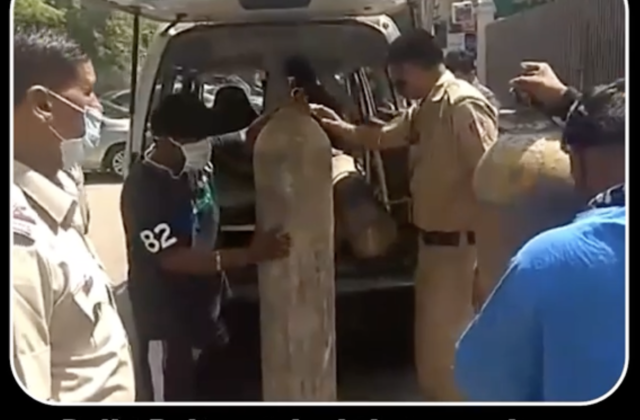Delhi Police Risked Their Lives to Help People in Distress During the Pandemic